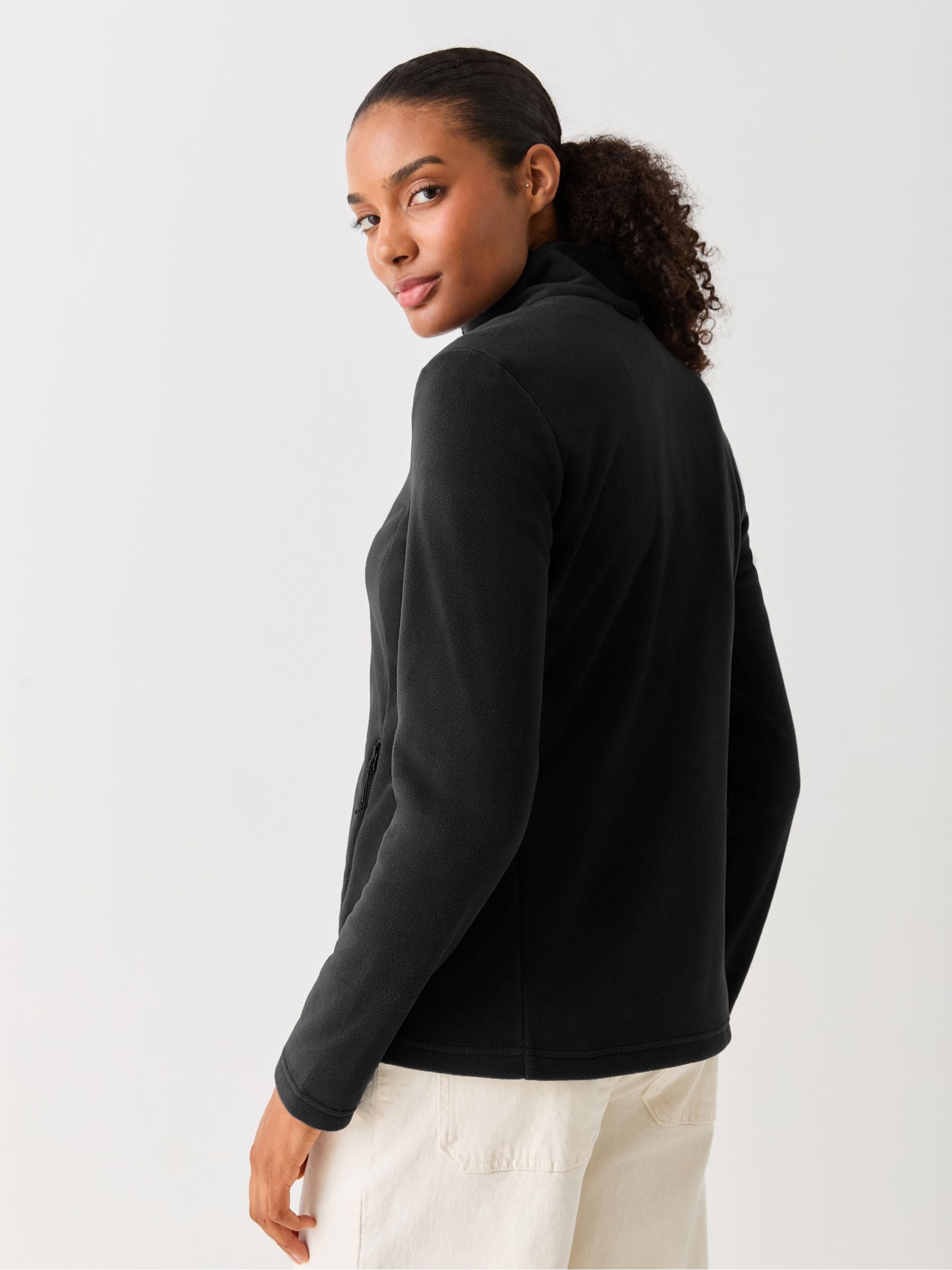Buy Jack Wolfskin Black Taunus 100 Full Zip Fleece from Next Hong Kong