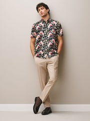 Navy/Pink Floral Regular Fit Kew Garden Print Short Sleeve Shirt - Image 2 of 8