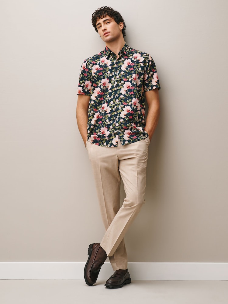 Navy/Pink Floral Regular Fit Kew Garden Print Short Sleeve Shirt - Image 2 of 8