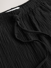 Black Textured Shorts with Linen - Image 7 of 8