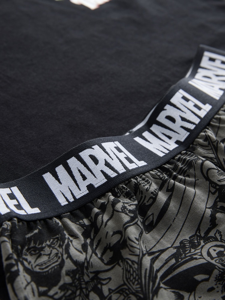 Black/Red Marvel Short Pyjamas 2 Pack (3-14yrs) - Image 7 of 7