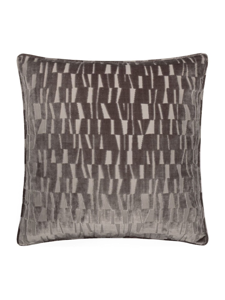 Paoletti Manhattan Velvet Cushion - صورة 2 من 4