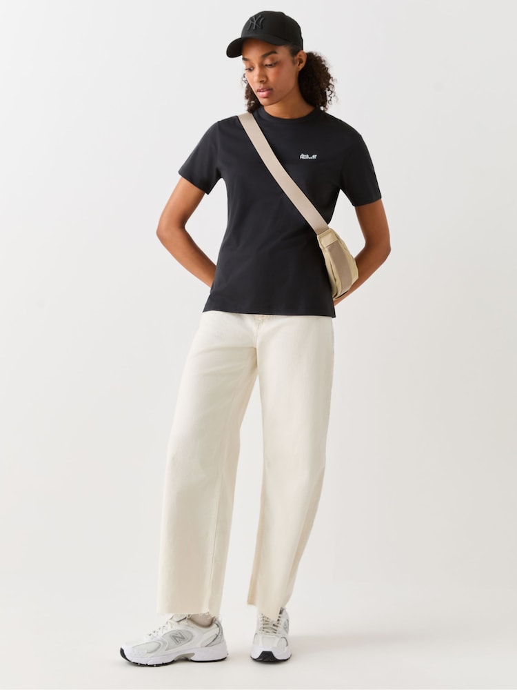 Jack Wolfskin Black Essential T-Shirt - Image 2 of 7