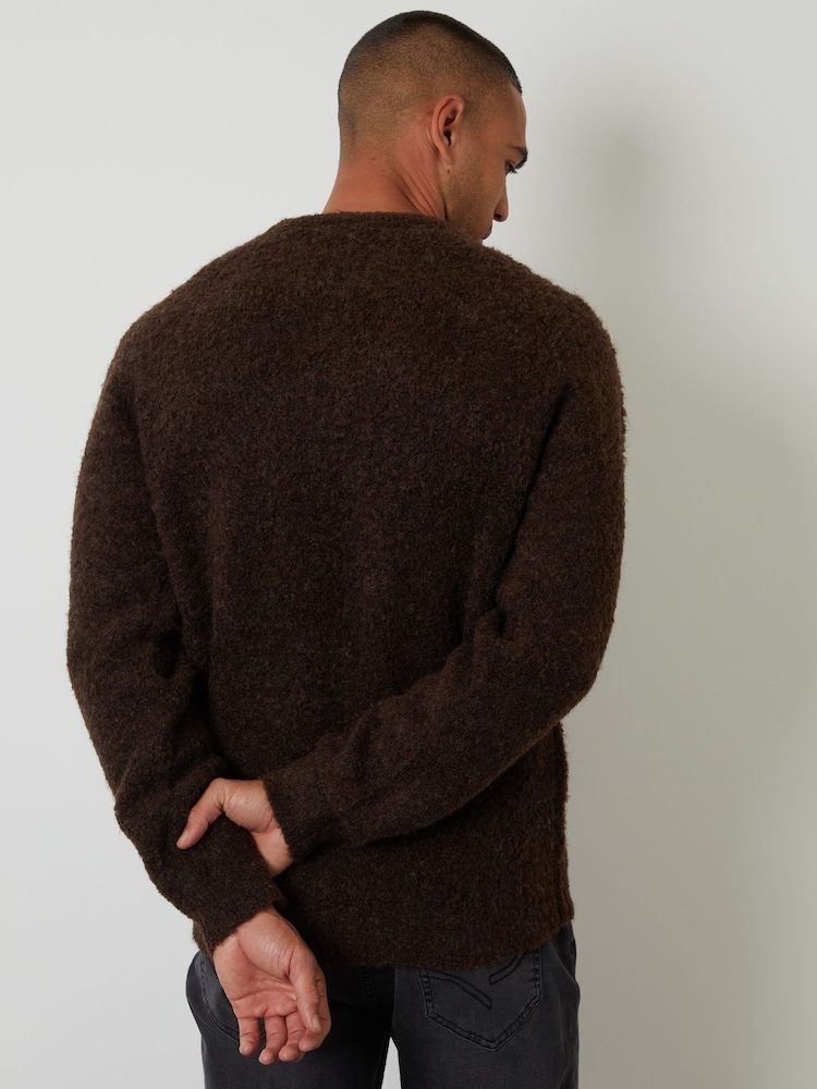 Threadbare Brown Fluffy Knitted Crew Neck Jumper - Image 4 of 4 Threadbare Brown Fluffy Knitted Crew Neck Jumper - Image 4 of 4