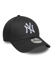 New Era New York Yankees League Essential Adjustable Cap - Bild 1 von 5