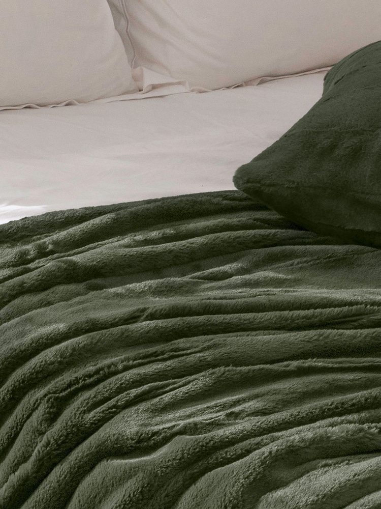 Paoletti Pine Empress Faux Fur Cushion - Image 4 of 4