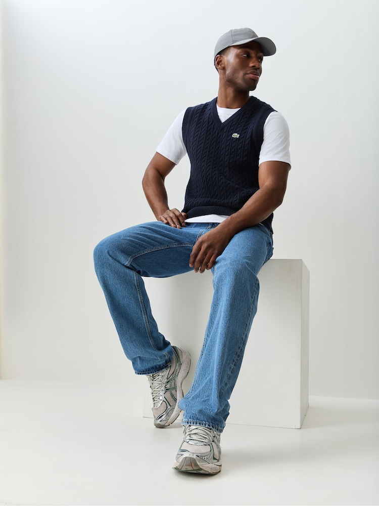 Lacoste Ärmelloser Zopfmuster-Pullover in normaler Passform - Bild 2 von 9