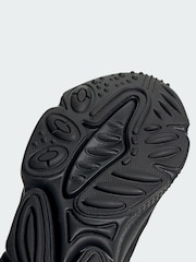 adidas Originals Black Ozweego Shoes - Image 7 of 7