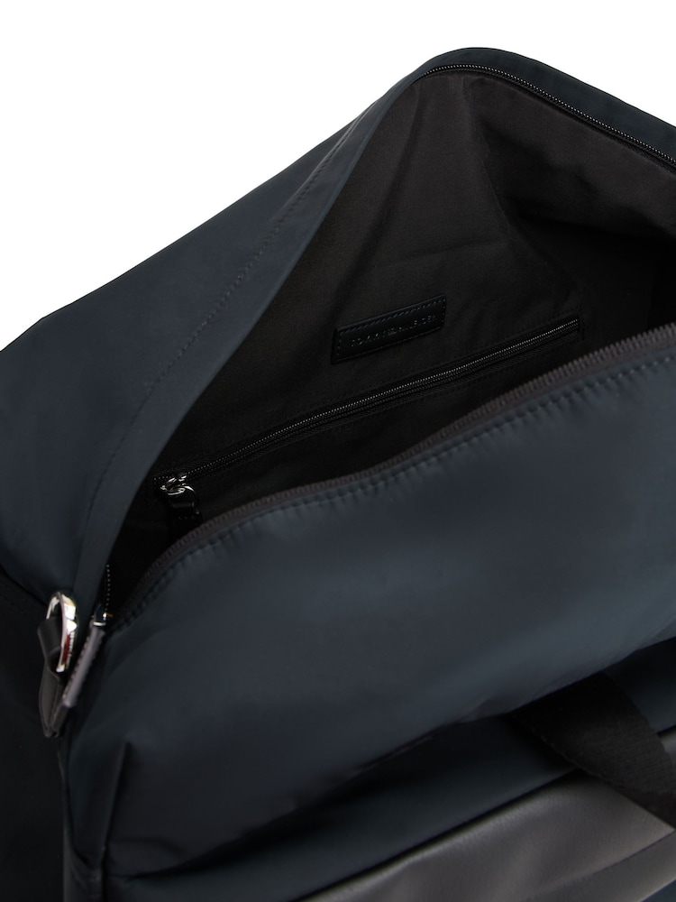 Tommy Hilfiger Black Logo Patch Duffel Bag - Image 5 of 5 Tommy Hilfiger Black Logo Patch Duffel Bag - Image 5 of 5
