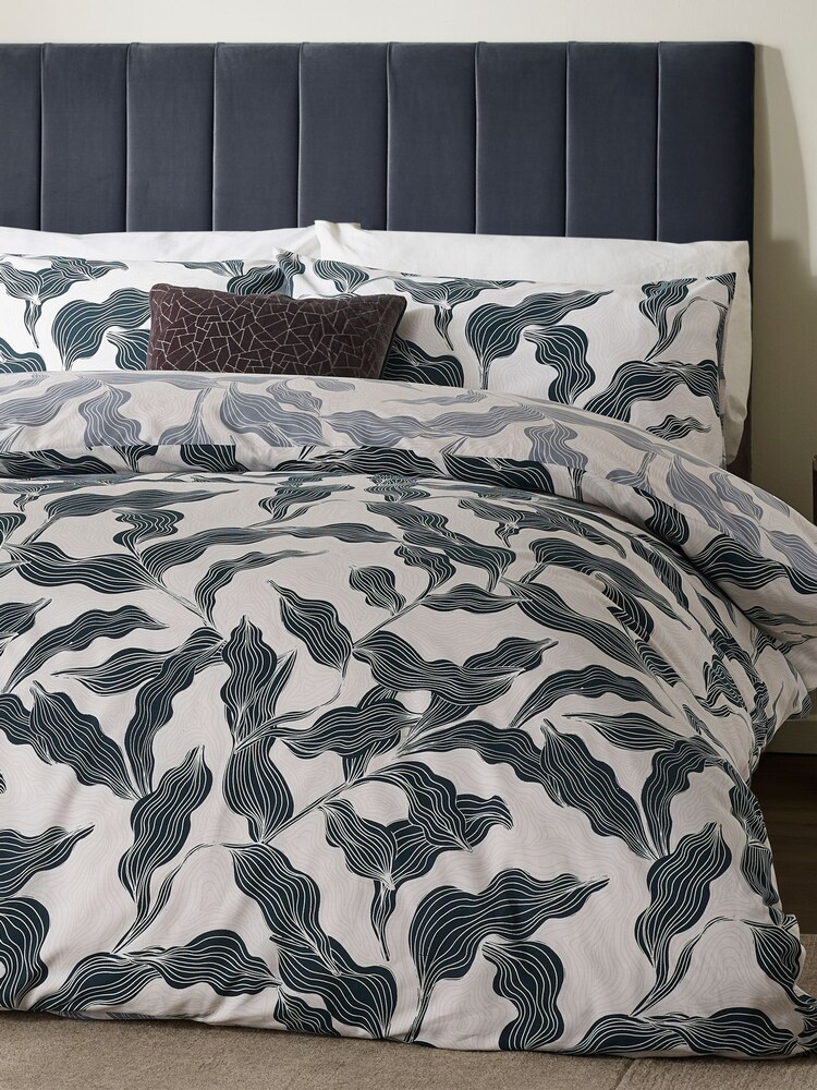 HÖEM Dusk Lauro Printed Reversible Duvet Cover Set - Image 3 of 3 HÖEM Dusk Lauro Printed Reversible Duvet Cover Set - Image 3 of 3