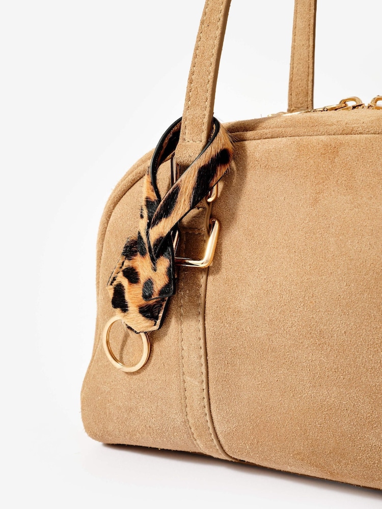 Mint Velvet Cream Suede Shoulder Bag - Image 4 of 4