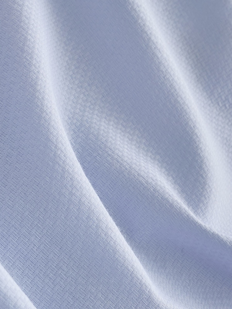 Azul claro - Corte estándar - Cotton Rich Textured Easy Care Smart Shirt - Imagen 2 de 3
