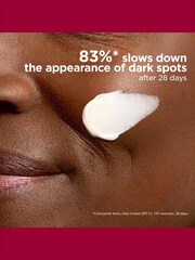 Clarins Super Restorative Day Cream SPF15 - Image 6 of 6