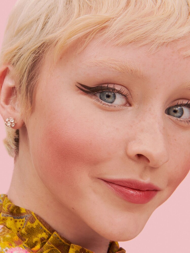 Benefit Willa Soft NeutralRose Powder Blusher - Image 2 of 5