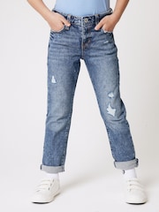 Lavado azul medio - Vaqueros estilo girlfriend desgastados de Gap (5-16años) - Imagen 2 de 9