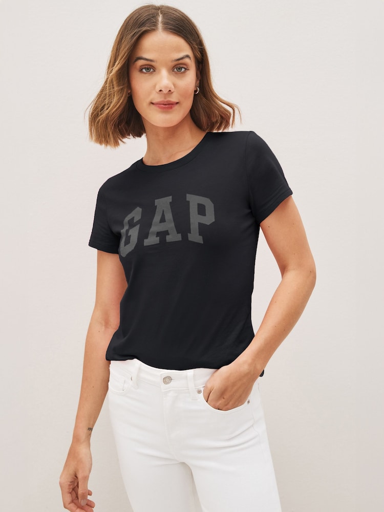Gap Black Logo Short Sleeve Crew Neck T-Shirt - Image 1 of 4 Gap Black Logo Short Sleeve Crew Neck T-Shirt - Image 1 of 4