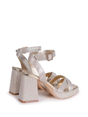 Linzi Giselle Sandalen mit überkreuzten Riemen und Plateausohle - Bild 4 von 4