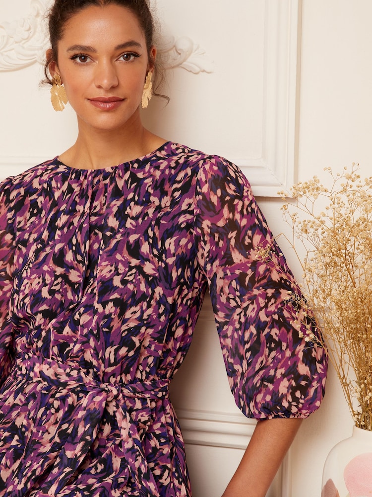 Love & Roses Berry Red Animal 3/4 Sleeve Printed Pleated Belted Midi Dress - Image 4 of 4
