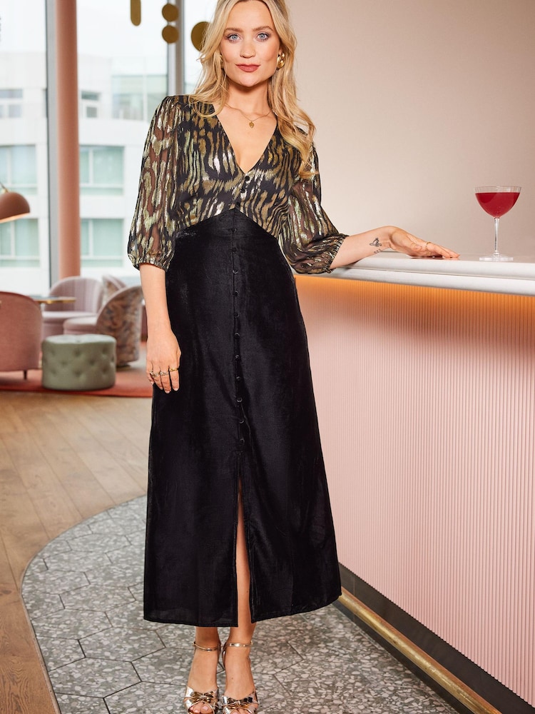 Love & Roses Black Petite Long Sleeve Jacqaurd Sleeve Velvet Midi Dress - Image 1 of 4