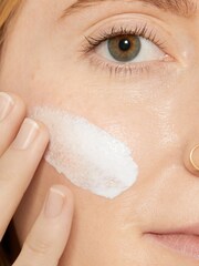 Dermalogica Porescreen SPF 40 Sun Cream 30ml - Image 3 of 6