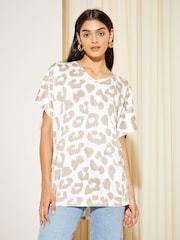 Friends Like These White Leopard Animal Petite Short Sleeve V Neck Tunic Top - Image 3 of 4