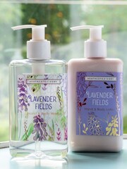 Heathcote & Ivory Lavendar Fields Hand Body Wash 250ml - Image 2 of 5