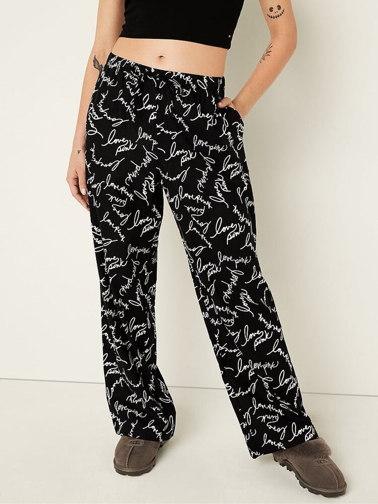 Victoria's Secret PINK Pure Black Script Logo Flannel Pyjama Bottoms - Image 1 of 1 Victoria's Secret PINK Pure Black Script Logo Flannel Pyjama Bottoms - Image 1 of 1
