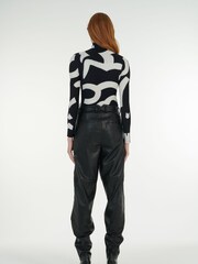 leem Black Monochrome Plissé Top - Image 4 of 6