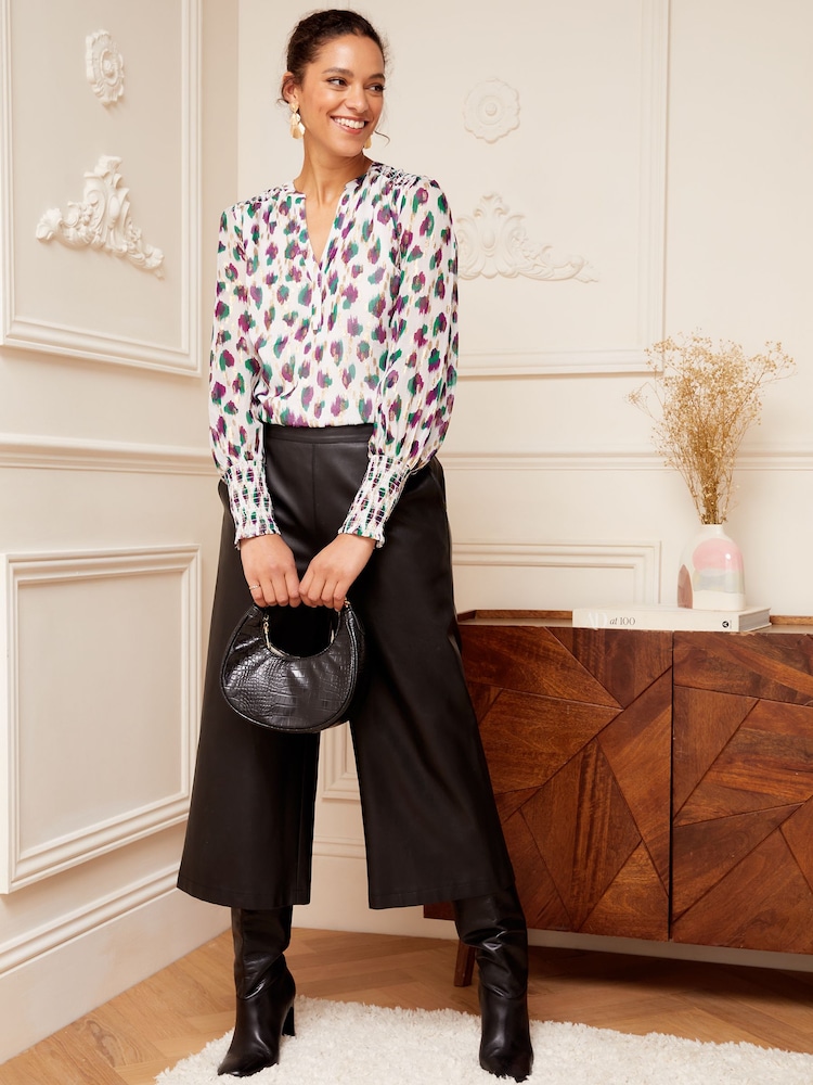 Love & Roses Ivory White Metallic Animal Sheer V Neck Long Sleeve Over The Head Blouse - Image 4 of 4