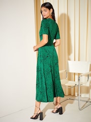 Friends Like These Green Animal ITY Flutter Short Sleeve Midi Dress - Image 4 of 4