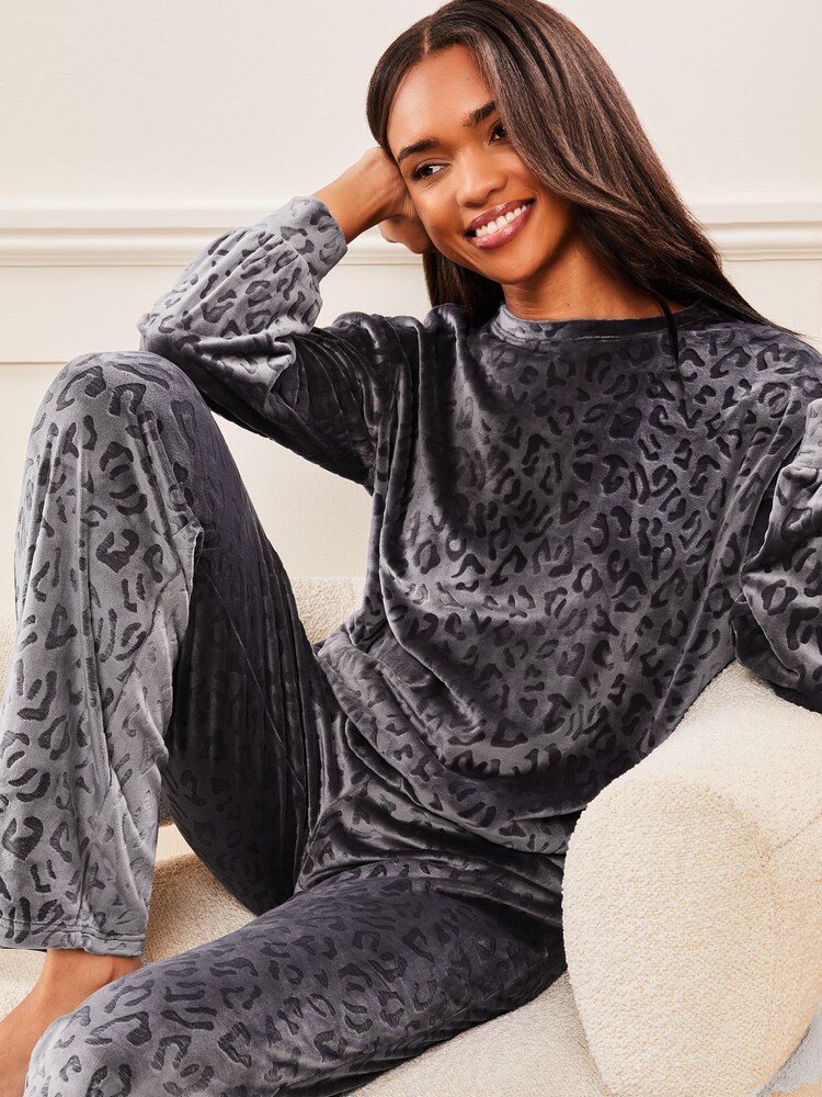 Lipsy Grey Velour Wide Leg Pyjama Set - Image 4 of 4