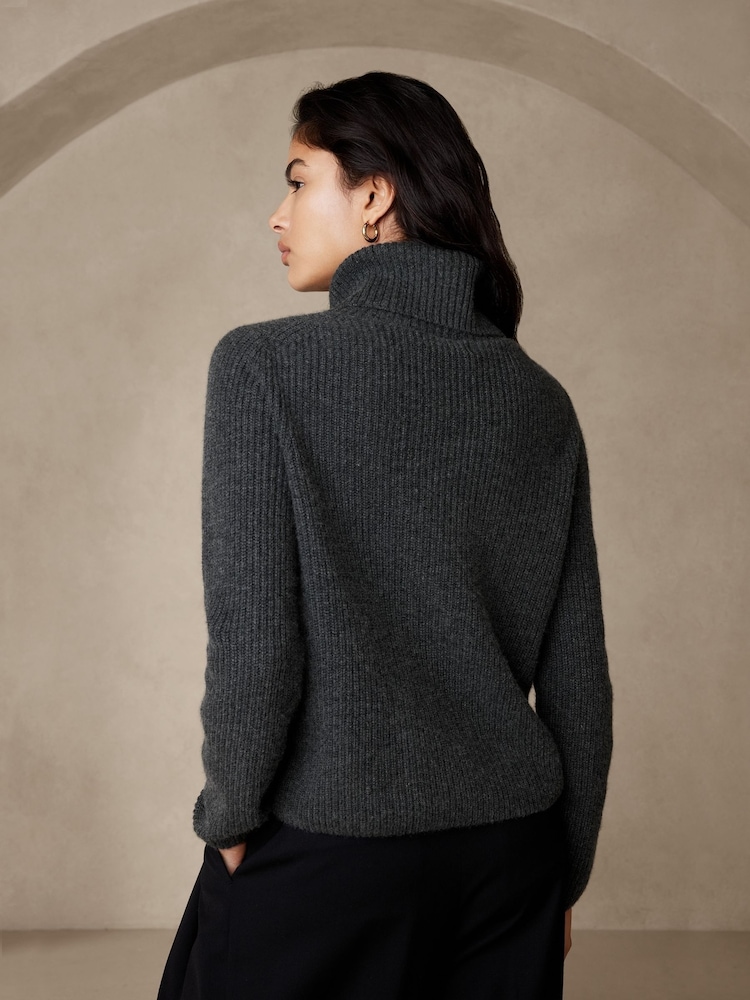 Banana Republic Grey Chiara Cashmere Turtleneck Jumper - Image 2 of 4 Banana Republic Grey Chiara Cashmere Turtleneck Jumper - Image 2 of 4