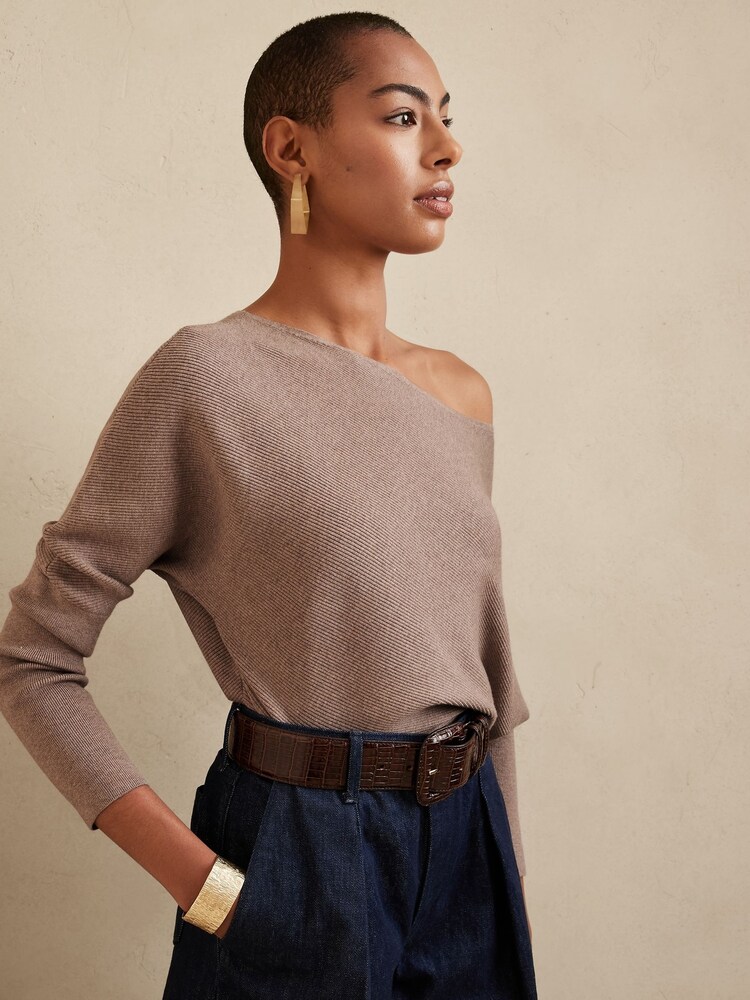Banana Republic Beige Colleta Off-Shoulder Jumper - Image 1 of 1 Banana Republic Beige Colleta Off-Shoulder Jumper - Image 1 of 1