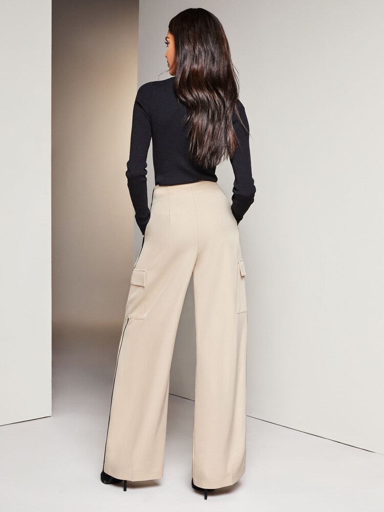 Lipsy Cream Wide Leg Pocket Detail Jogger - Image 2 of 4