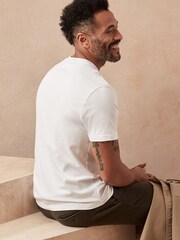 Banana Republic White Authentic SUPIMA T-Shirt - Image 2 of 3