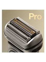 Braun Series 9 Pro 9467cc Electric Shaver for Men - Image 3 of 6