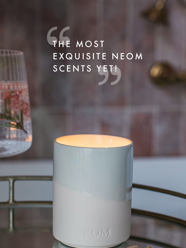 NEOM Ylang Ylang, Vetivert  Tonka Bean Scented Candle - Image 2 of 5