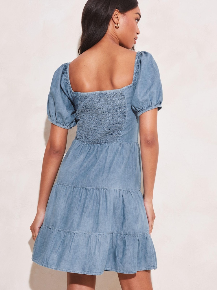 Lipsy Blue Chambray Ruched Sweatheart Puff Sleeve Tiered Mini Dress - Image 2 of 4