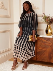 Love & Roses Black and White Spot Curve 3/4 Sleeve Printed Pleated Belted Midi Dress - Image 4 of 4
