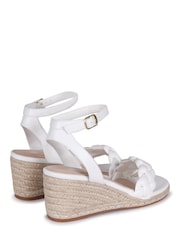 Weiß - Linzi Megan Schuhe mit Flechtriemen und Seilkeilabsatz - Bild 4 von 4