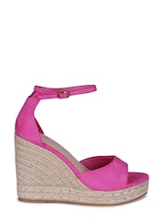 Hot Pink - Linzi Gracio Espadrilles mit Keil-Plateausohle und Wickelschnürung - Bild 2 von 4