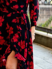 Sosandar Red Flower. Ruffle Wrap Dress - Image 4 of 5