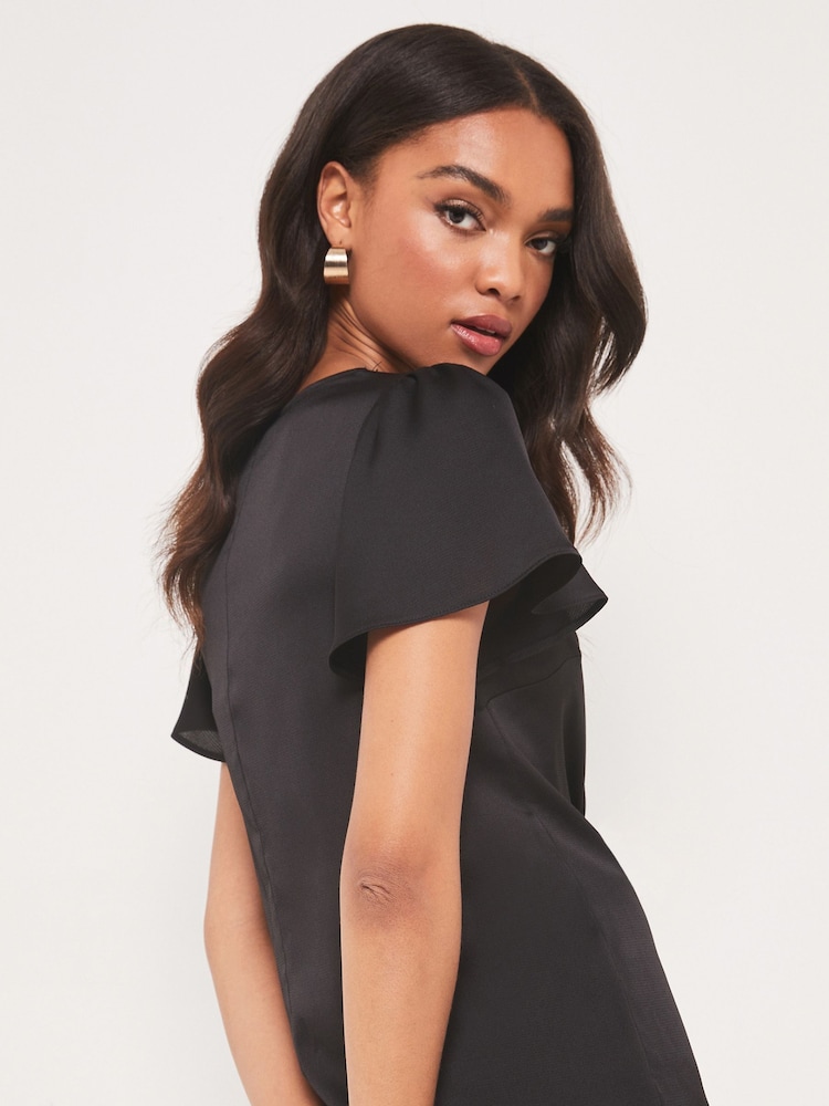 Lipsy Black Satin Lace Trim V Neck Short Sleeve T-Shirt - Image 2 of 4