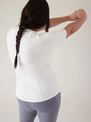 Athleta White Sunchaser 3/4 Sleeve T-Shirt - Image 4 of 4