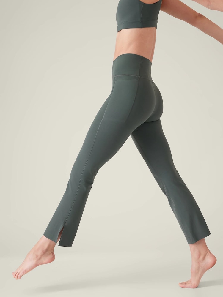 Athleta Green Transcend Mid Rise Straight Leggings - Image 4 of 4