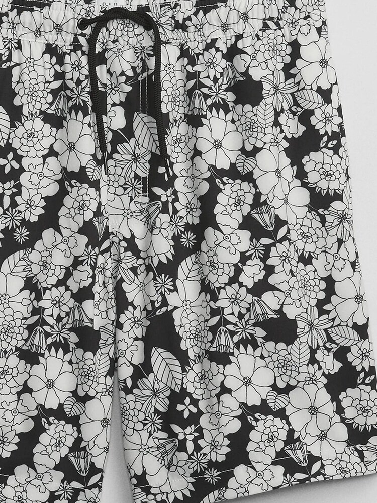 Gap Black / White 8" Print Swim Trunks - Image 3 of 3