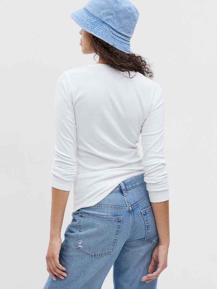 Weiß - Gap Modernes T-Shirt aus Baumwolle und Modal mit Rundhalsausschnitt - Bild 2 von 9 Weiß - Gap Modernes T-Shirt aus Baumwolle und Modal mit Rundhalsausschnitt - Bild 2 von 9