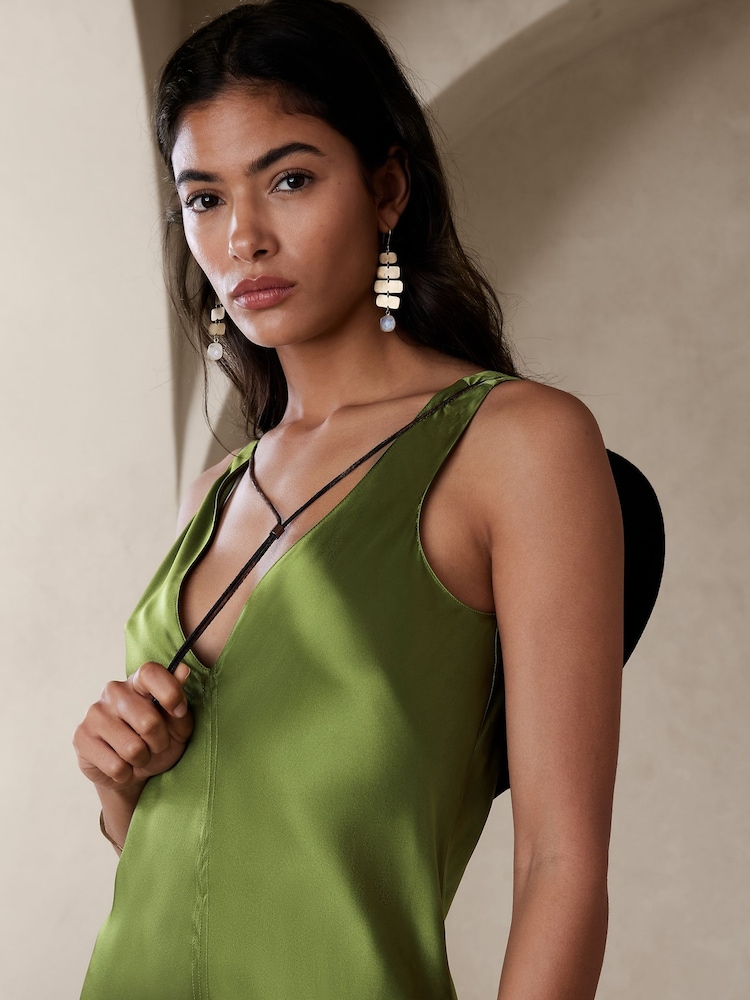 Banana Republic Green Eterno Silk Maxi Dress - Image 3 of 3 Banana Republic Green Eterno Silk Maxi Dress - Image 3 of 3