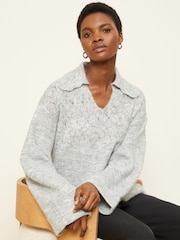 Love & Roses Pullover mit Lochmuster und V-Ausschnitt mit Bogenkanten - Bild 1 von 4