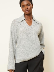 Love & Roses Pullover mit Lochmuster und V-Ausschnitt mit Bogenkanten - Bild 2 von 4
